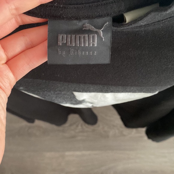 Puma by Rihanna fenty black sweatshirt - Picture 4 of 8